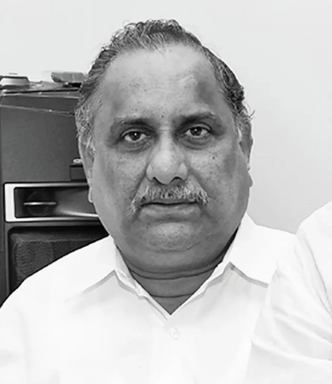 CM Naidu condoles death of ex-minister Mudragada Padmanabham