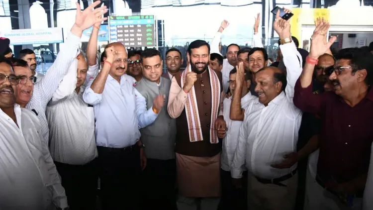 CM Nayab Saini Flies to Surat on Two-Day Investment Drive