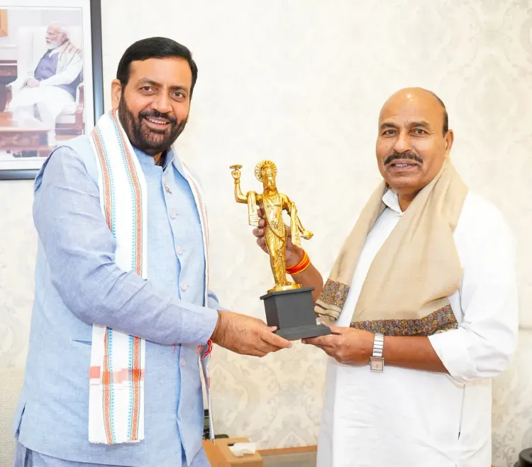 CM Nayab Saini Hosts Union Minister Virendra Kumar at Sant Kabir Kutir