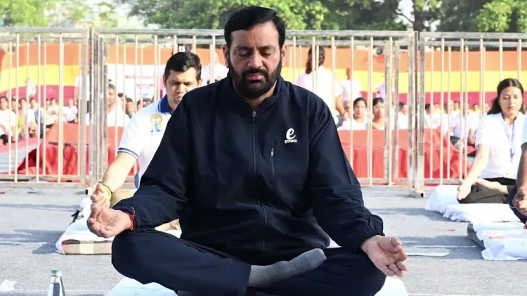 CM Nayab Saini Joins Yoga Day Event at Gurugram Park
