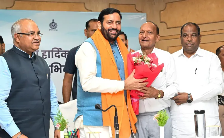 CM Nayab Saini Meets Dhanak Community Leaders from Haryana, Punjab