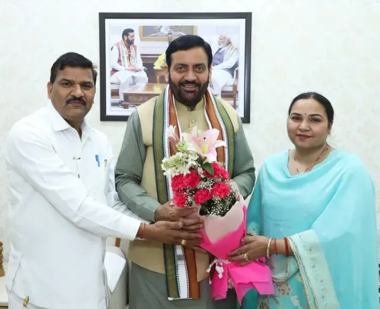 CM Nayab Saini Meets Sadhaura MLA Renu Bala at Sant Kabir Kutir
