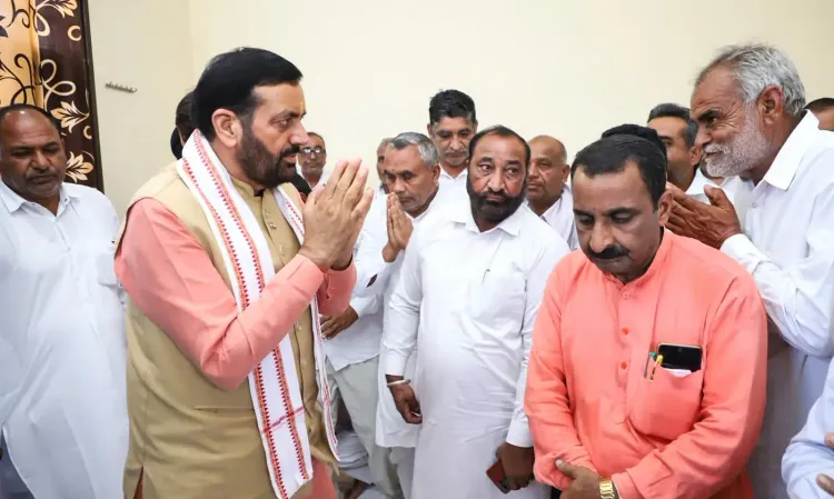 CM Nayab Saini Visits Family of Late Congress MLA Rajpal Bhukhri
