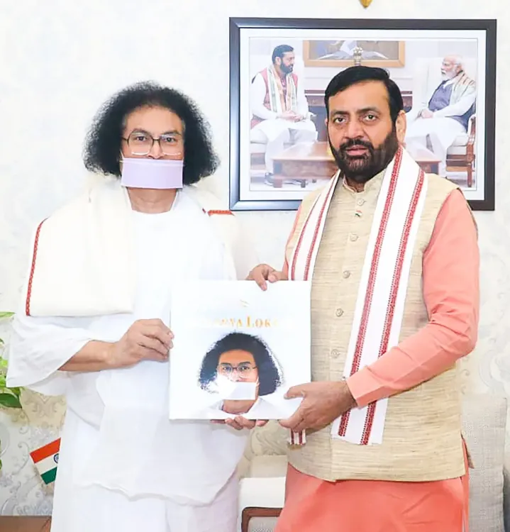 CM Nayab Saini Welcomes Acharya Lokesh Muni at Sant Kabir Kutir