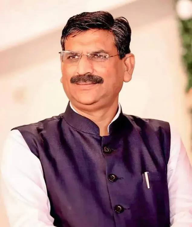 CM Nayab Saini Wishes Minister Krishna Kumar Bedi on Birthday