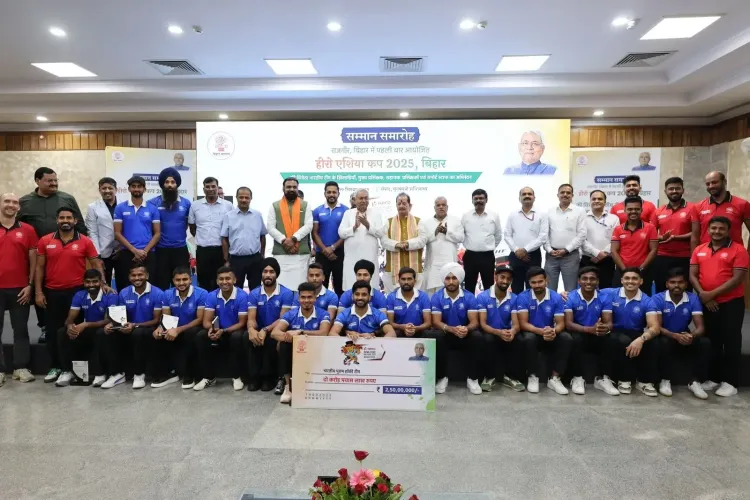 How Did CM Nitish Kumar Honor the Indian Men’s Hockey Team?