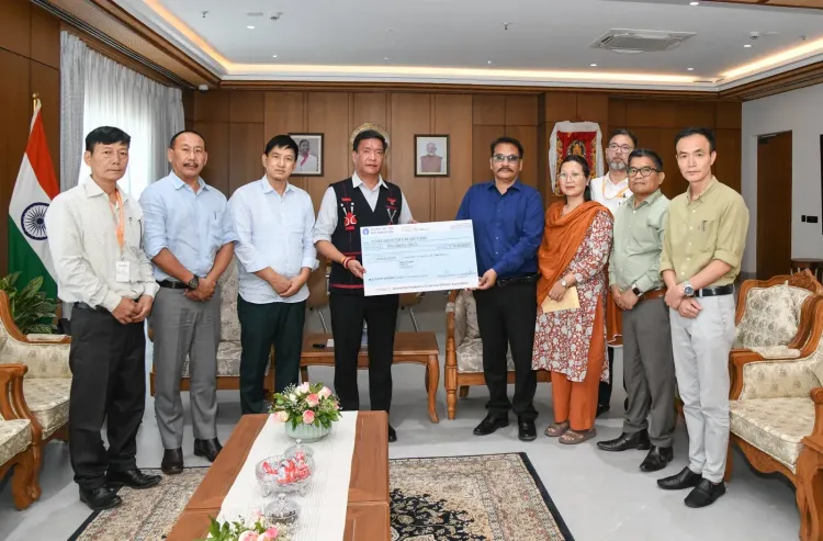 CM Pema Khandu lauds APCSOA's ₹10 lakh flood relief donation