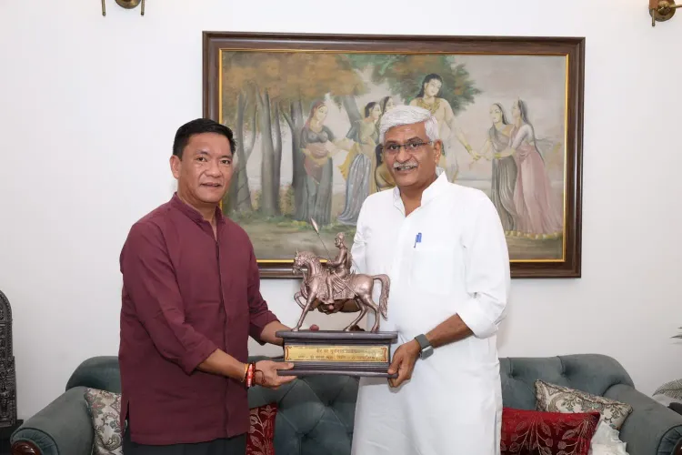 CM Pema Khandu meets Tourism Minister to push Arunachal's ITM bid