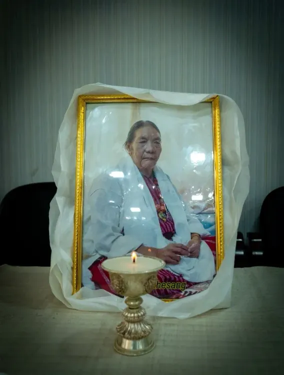 CM Pema Khandu Offers Prayers in Memory of Ama Lezang