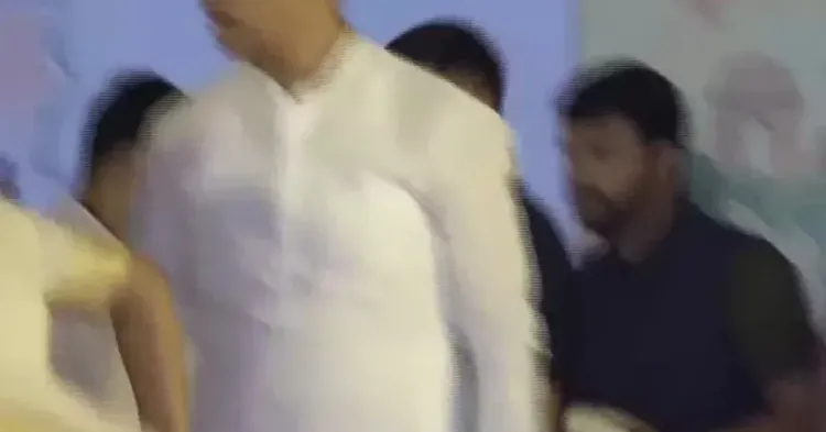 CM Rekha Gupta goes LIVE for Tiranga Yatra at Kartavya Path