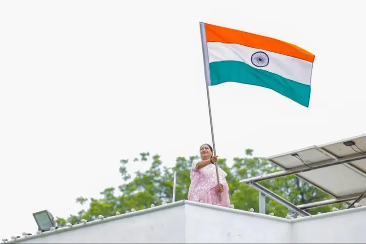 CM Rekha Gupta hoists Tricolour, urges Delhi to join Har Ghar Tiranga