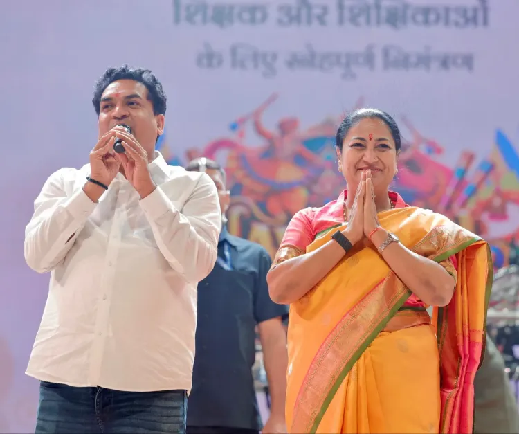 CM Rekha Gupta hosts special Garba Mahotsav for Delhi's teachers