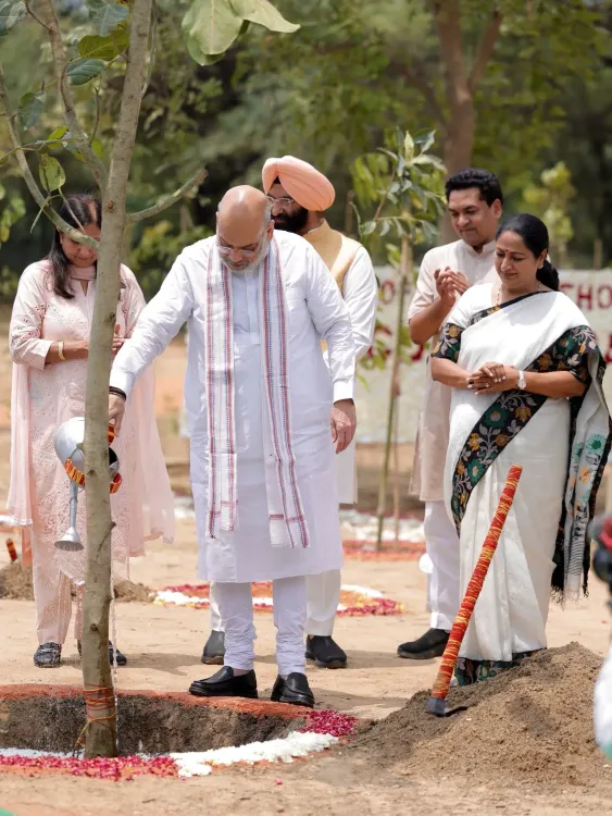 CM Rekha Gupta Launches Delhi's 70-Lakh Tree Drive