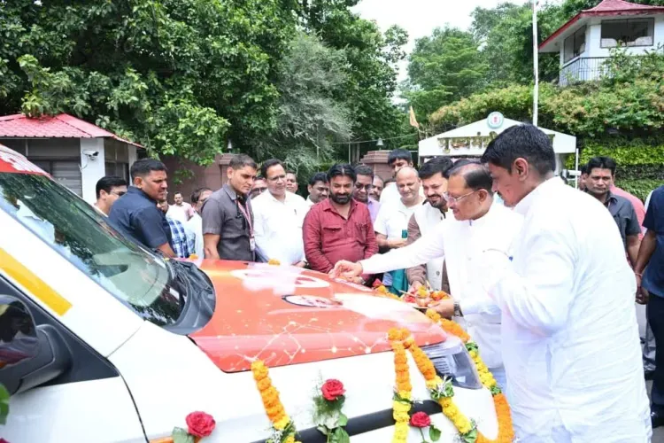 CM Sai flags off free ambulance for Dharshiwa from Raipur