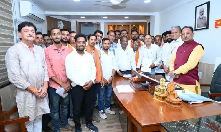 CM Sai Meets Bemetara Delegation at CM Residence
