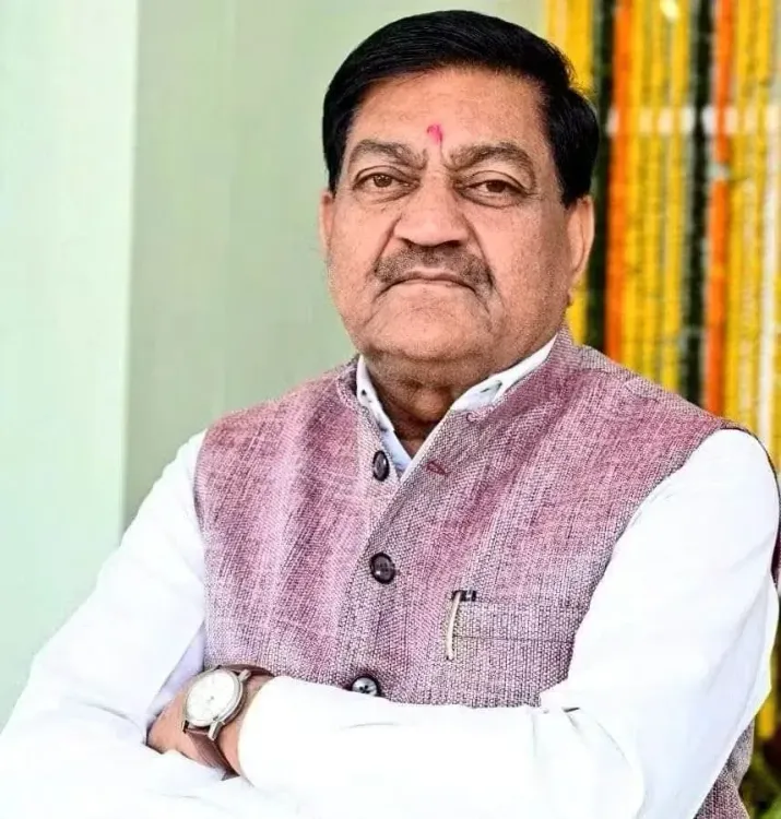 CM Sai Wishes Cabinet Colleague Dayal Das Baghel on Birthday