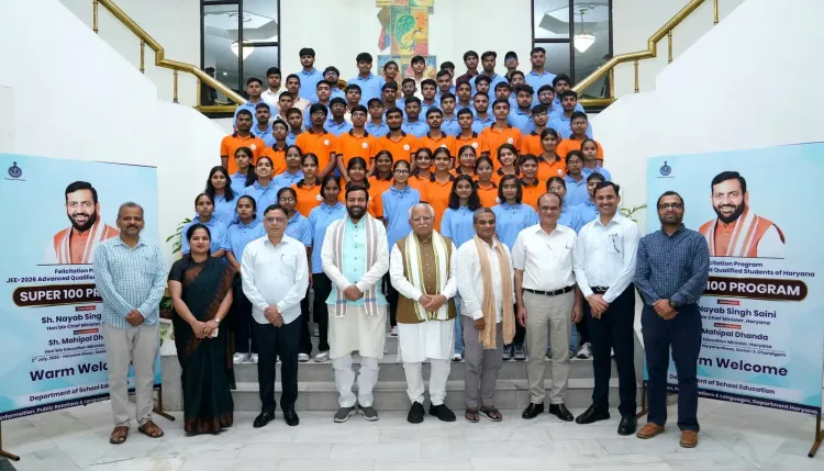 CM Saini Honours Haryana Super-100 Students at Chandigarh Felicitation