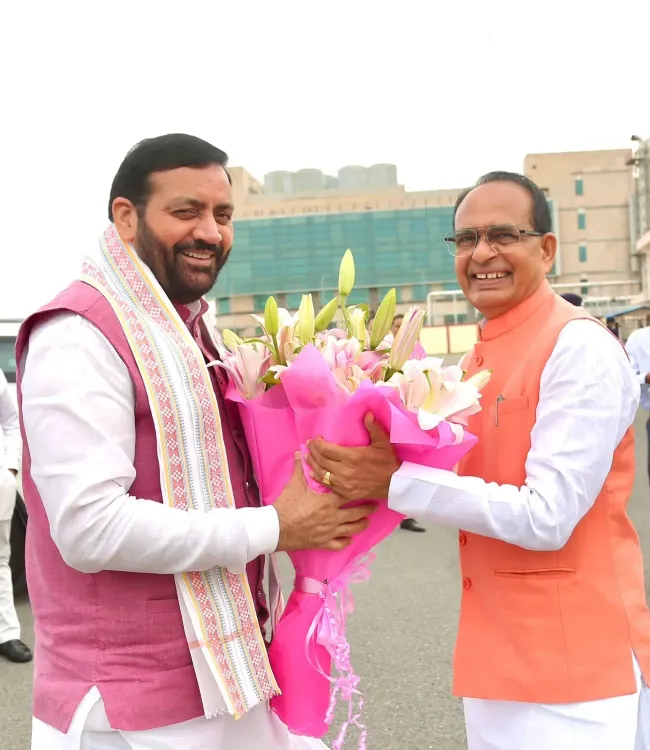 CM Saini meets Union Agri Minister Chouhan in Delhi