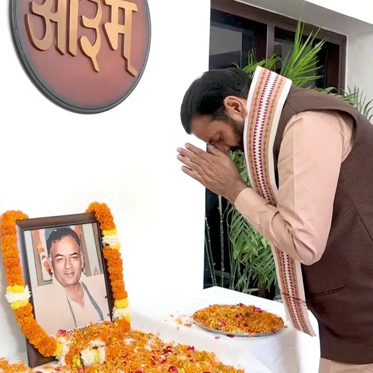 CM Saini pays floral tribute to BJP Haryana pioneer Dr. Mangal Sen