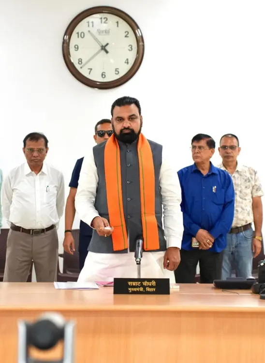 CM Samrat Choudhary Holds Sahyog Grievance Hearing in Patna