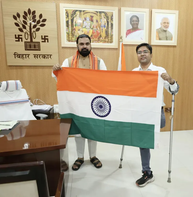 CM Samrat Choudhary Meets Bihar's Disabled Mountaineer Uday Kumar