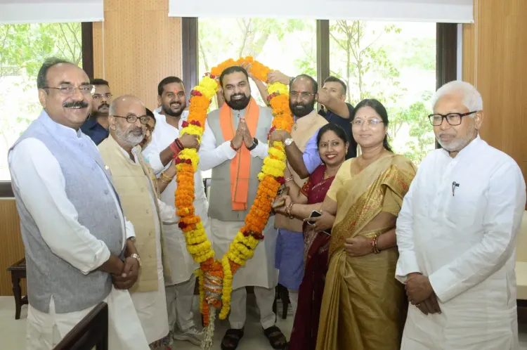 CM Samrat Choudhary Meets Newly Elected NDA MLCs in Patna