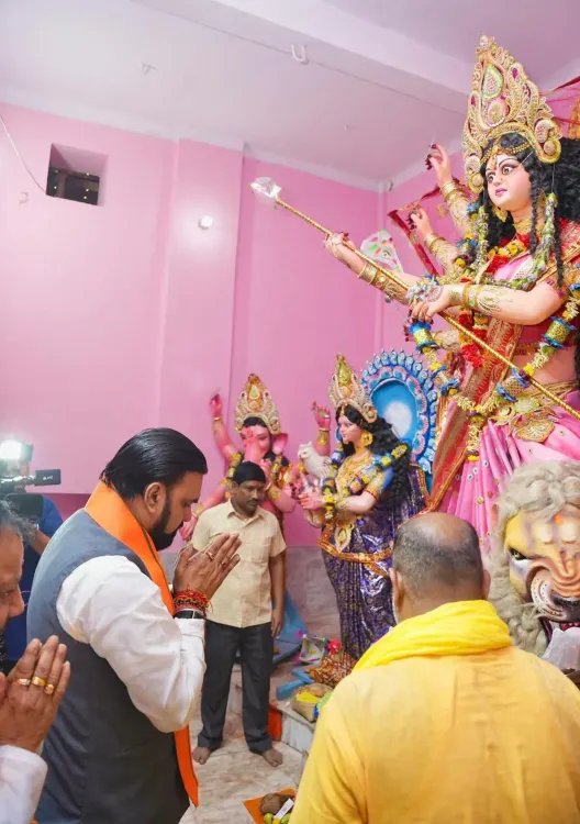 CM Samrat Choudhary offers prayers at Tarapur temples on Mahanavami
