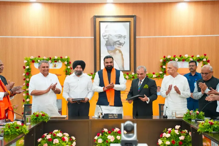 CM Samrat Choudhary Signs MoU to Hand Hotel Ajatshatru to ITC