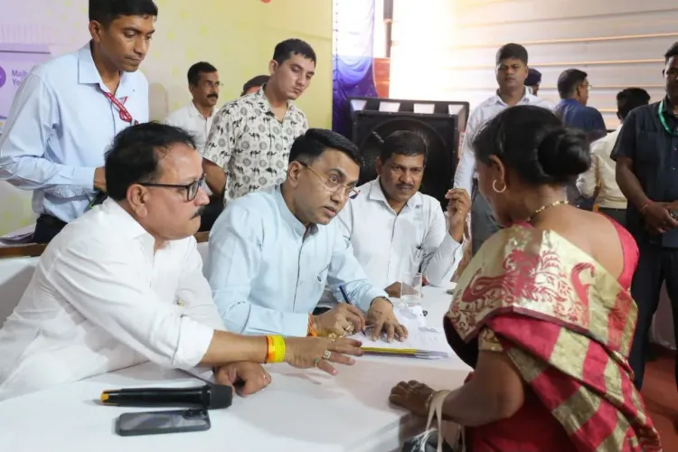 CM Sawant holds Sarkar Tumchya Dari camp in Rivona, Sanguem