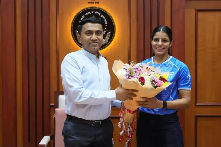 CM Sawant meets Goa boxer Sakshi Chaudhary, CWG 2026 gold medallist