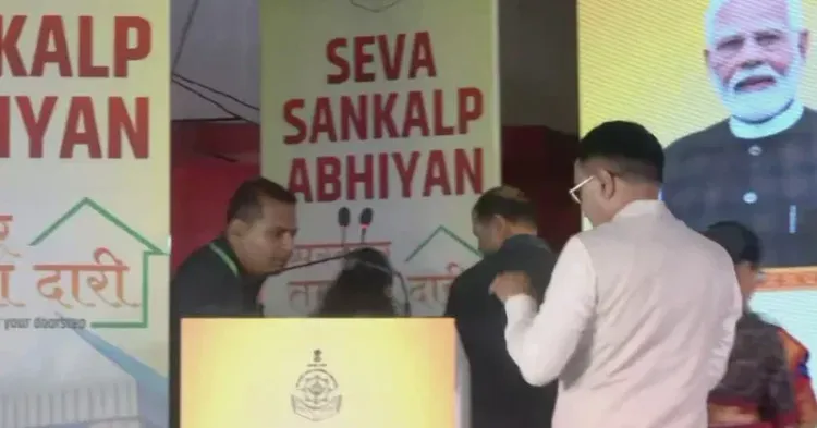 CM Sawant Takes 'Sarkar Tumchya Daari' Live to Shiroda