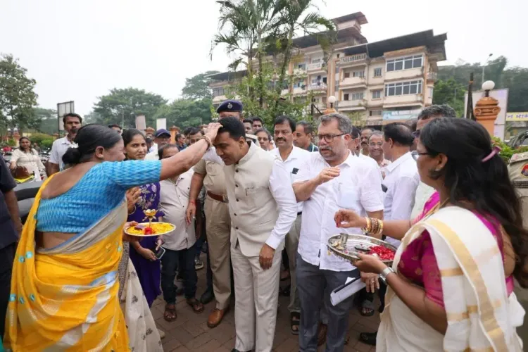 CM Sawant Takes Sarkar Tumchya Dari to Curchorem