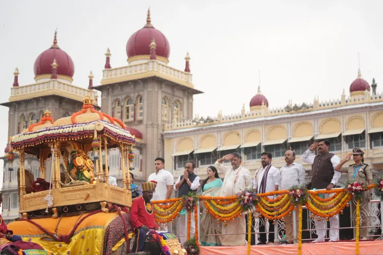CM Siddaramaiah Flags Off Mysore Dasara Jamboo Savari 2026