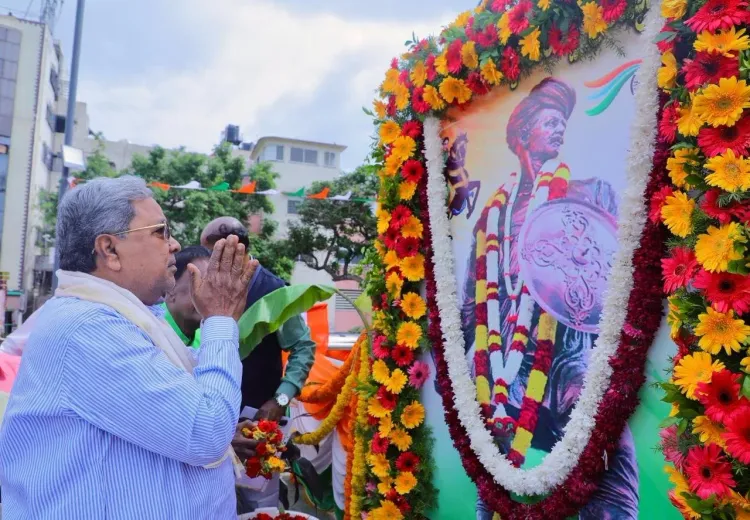 CM Siddaramaiah pays floral tribute to Sangolli Rayanna on birth anniversary