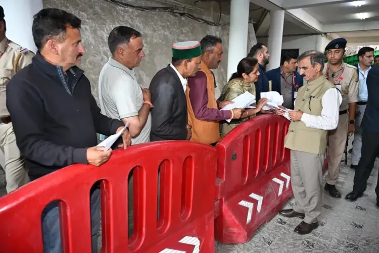 CM Sukhu Meets Shimla Residents, Directs Officials on Grievances