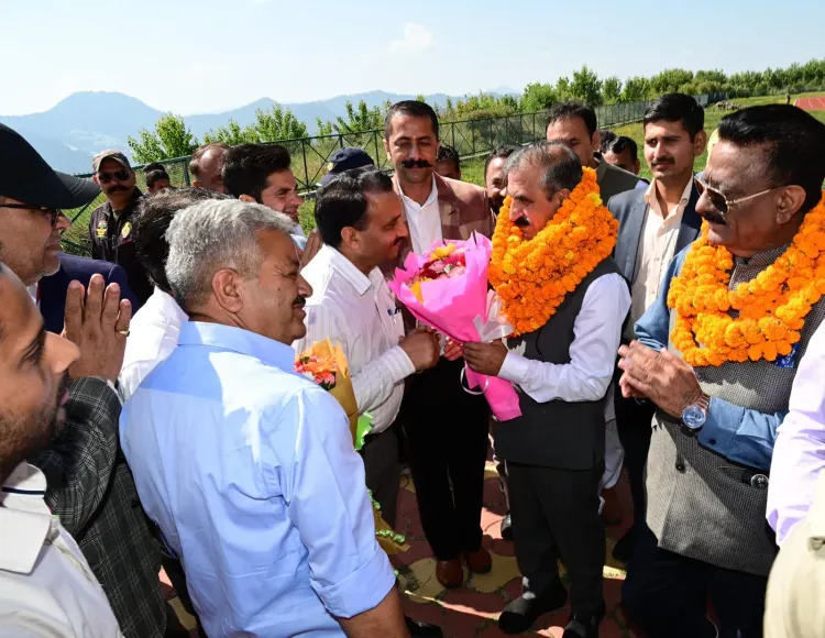 CM Sukhu Receives Warm Welcome at Shilaru Helipad