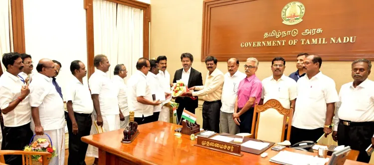 CM Vijay meets JACTO-GEO coordinators at Secretariat