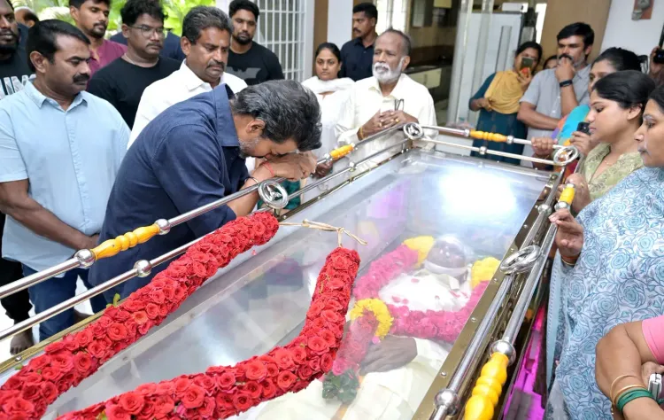 CM Vijay pays tribute to director Bharathiraja at his home