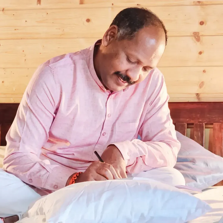 CM Vishnu Deo Sai congratulates Pawan Sai on Jharkhand BJP role