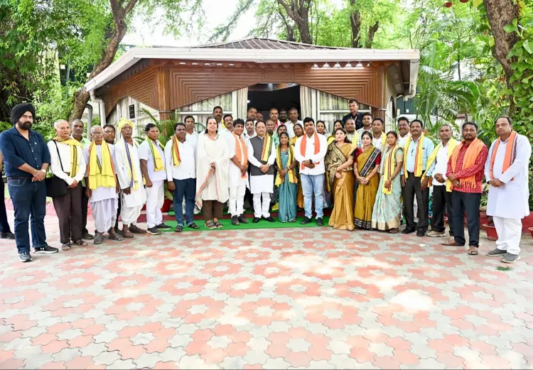 CM Vishnu Deo Sai Meets Adivasi Dhruv Gond Mahasabha Delegates