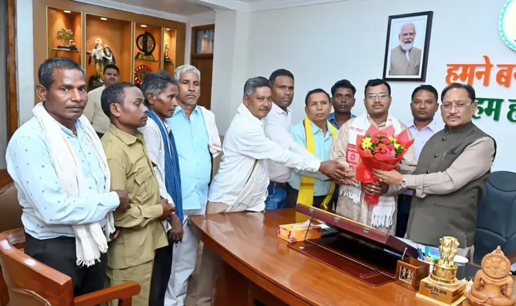 CM Vishnu Deo Sai Meets Kanwar Community Delegation in Raipur