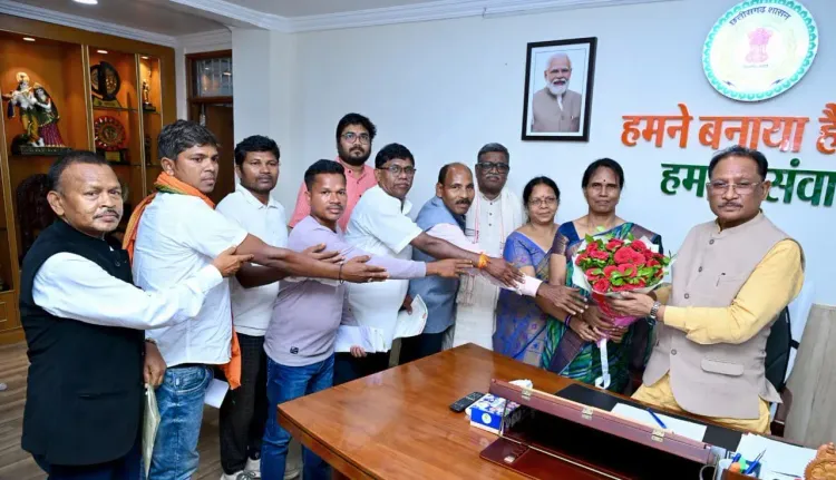 CM Vishnu Deo Sai meets Vanvasi Vikas Samiti chief on tribal welfare