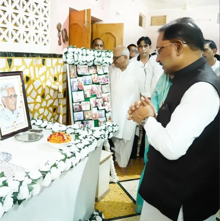 CM Vishnu Deo Sai Pays Condolences in Kunkuri