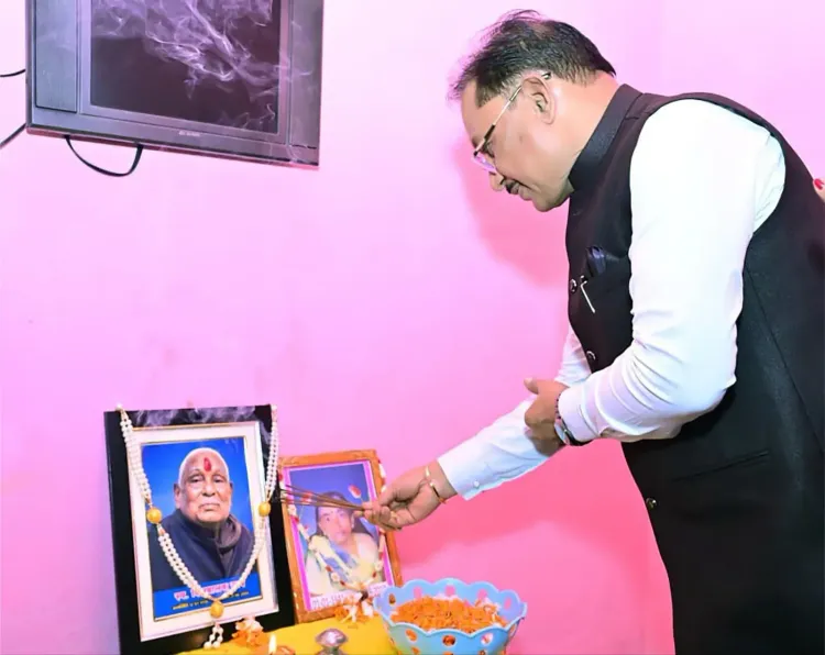 CM Vishnu Deo Sai pays tribute to Emergency-era democracy fighter Shivbalak Saw