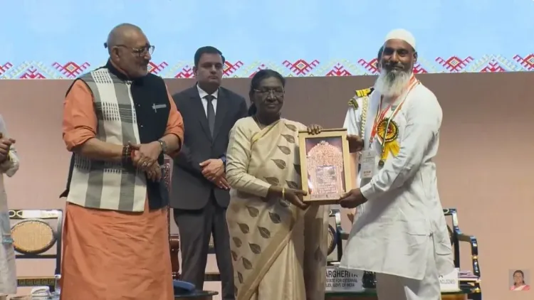CM Yogi Congratulates Shah Muhammad Ansari on Sant Kabir Handloom Award