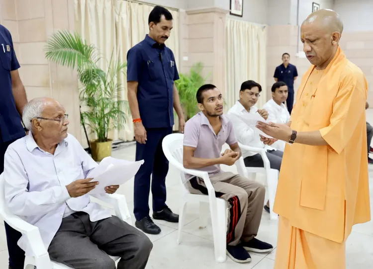 CM Yogi Holds Janata Darshan in Lucknow, Directs Swift Redressal