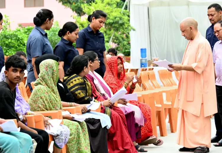 योगी आदित्यनाथ का सख्त आदेश: भूमि विवादों में लापरवाही पर लेखपाल से तहसीलदार तक होंगे सस्पेंड