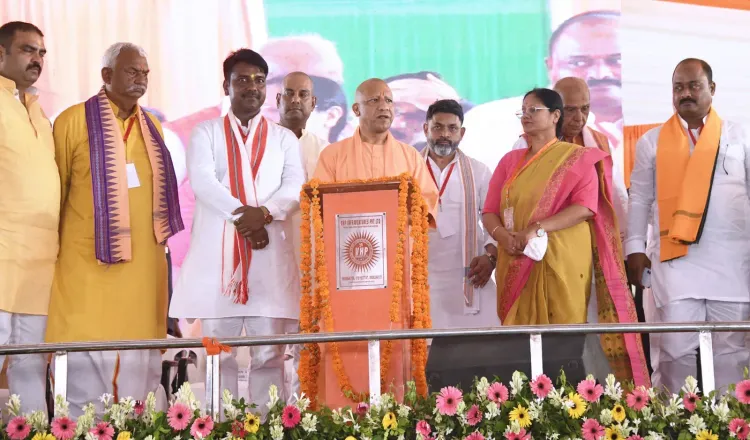 CM Yogi Launches ₹475 Crore Projects in Sant Kabir Nagar, Gorakhpur