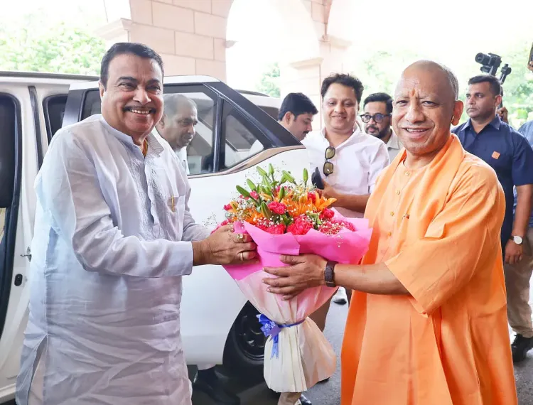 CM Yogi Meets Gadkari in Lucknow to Advance UP Road Projects