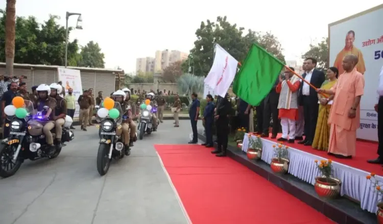 सीएम योगी ने 50 क्यूआरटी वाहनों को हरी झंडी देकर सुरक्षा में नया आयाम स्थापित किया